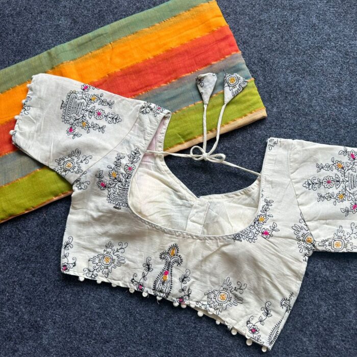 Pure Mal Cotton Saree with Khadi Cotton Blouse - Image 3